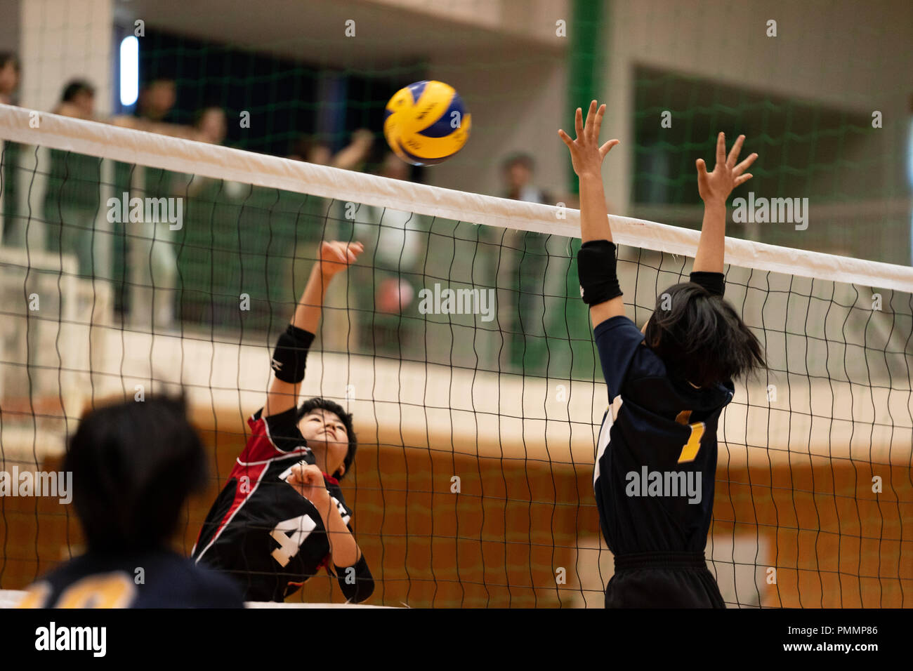 Volley-ball (Junior High School Student) Banque D'Images