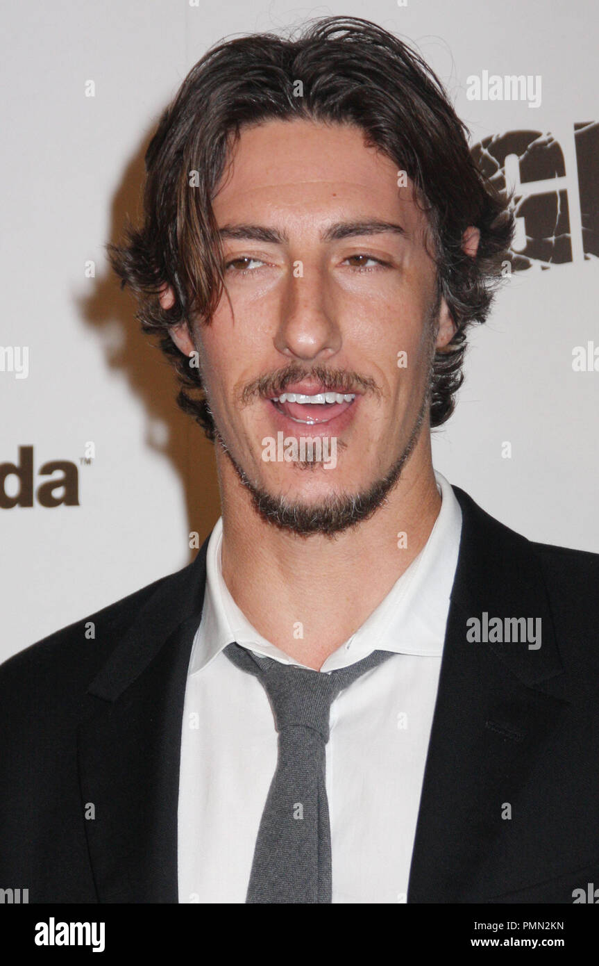 Eric Balfour au Bethesda Softworks' Rage jeu vidéo lancement a eu lieu à l'historique de Chinatown Plaza Gin Ling Lane à Los Angeles, CA le vendredi 30 septembre, 2011. Photo par Pedro Ulayan Pacifique Photo Presse Banque D'Images