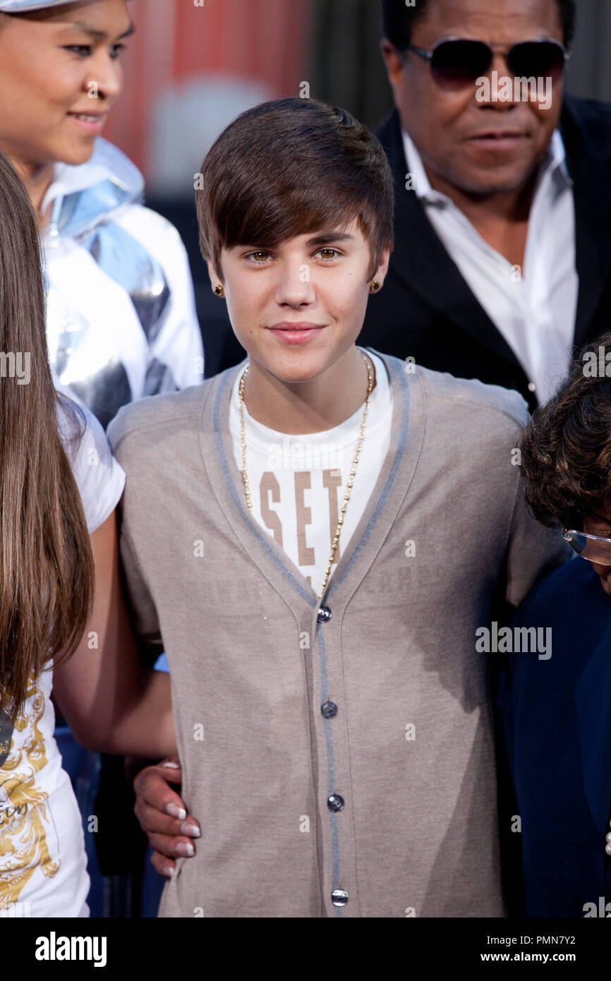 Justin Bieber à la Michael Jackson immortalisé avec la main et l'Empreinte cérémonie à l'Grauman's Chinese Theatre à Hollywood, CA. L'événement a eu lieu le Jeudi, Janvier 26, 2012. Photo par Eden Ari/ RPAC/ PictureLux Banque D'Images