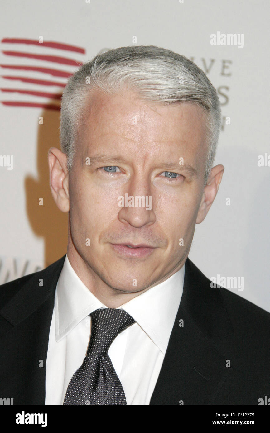 02/18/2009 Anderson Cooper 'Children Mending Hearts Avantage pour le corps médical international de secours d'urgence au Congo @ House of Blues, West Hollywood Photo de Kuroda Ima / HNW / Picturelux_31467 Numéro de référence de dossier 025HNW pour un usage éditorial uniquement - Tous droits réservés Banque D'Images