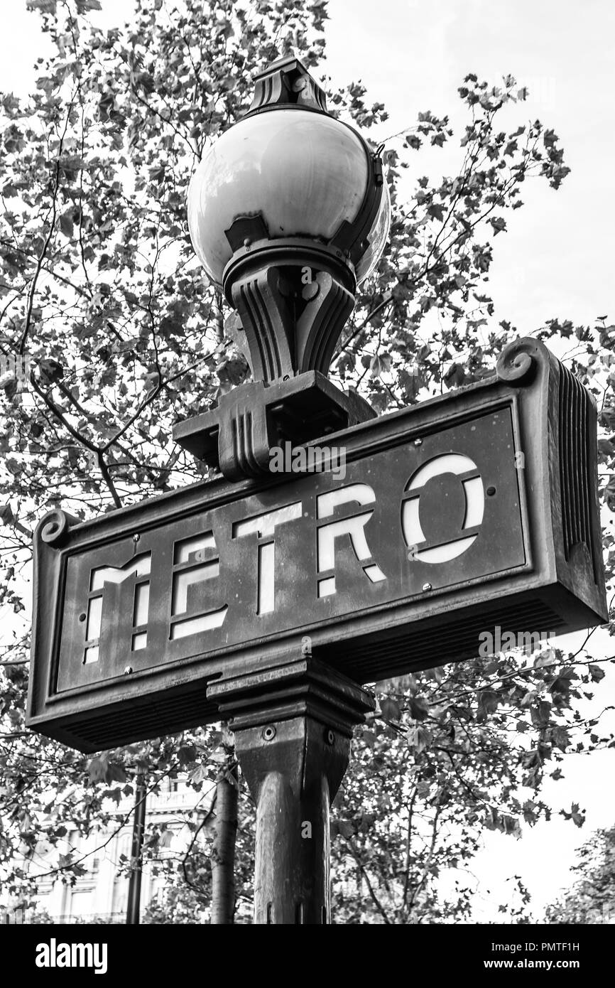 Paris Métro sigange, Paris, France Banque D'Images