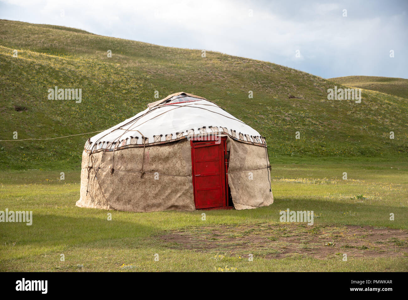 Camp de yourte dans le pic Lénine vallée, Kirghizistan Banque D'Images