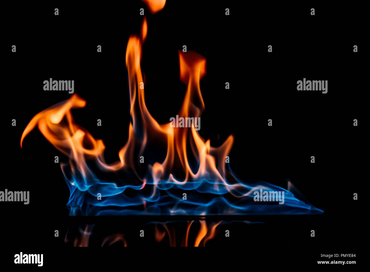 La flamme bleue Banque de photographies et d’images à haute résolution — free download