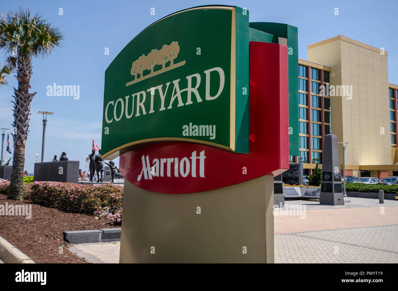 Signer pour l'établissement Courtyard by Marriott Hotel Banque D'Images