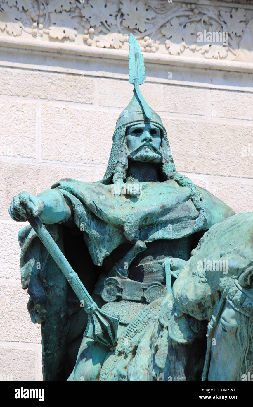 Le roi d'Arpad sur la Millenium Monument à Budapest, Hongrie Banque D'Images
