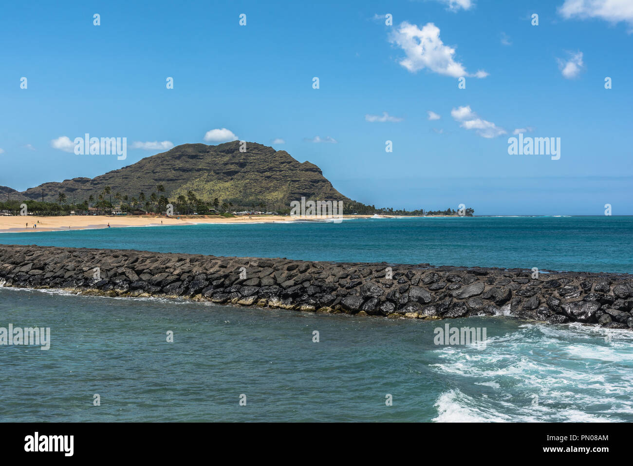 La côte le long de Maili dans le vent de l'Ouest, Oahu, Hawaii Banque D'Images