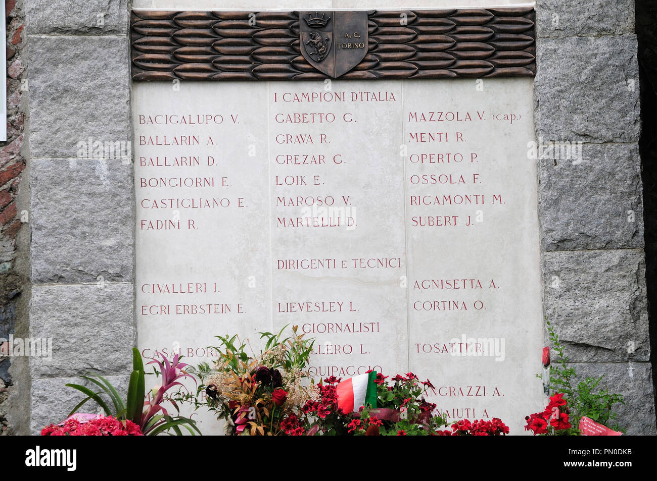 L'Italie, Piémont, Turin, lieu de culte à la grande équipe de football de Turin, la Basilique de Superga. Banque D'Images