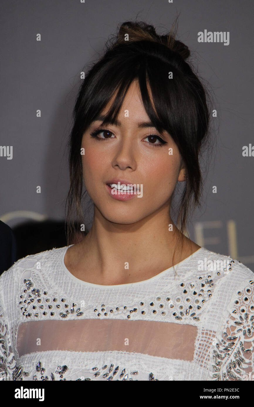 Chloe Bennett 03/01/2015 La première mondiale de 'Cinderella' tenue à El Capitan Theatre à Hollywood, CA Photo par Izumi Hasegawa / / PictureLux HNW Banque D'Images