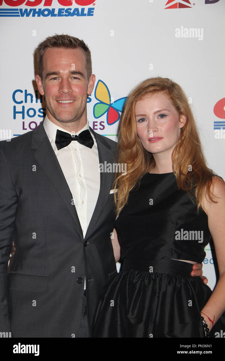 James Van der Beek, Kimberly Van Der Beek 10/11/2014 Children's Hospital Los Angeles : Noche de gala tenu à l'événement Ninos Pont à L.A. Vivre à Los Angeles, CA Photo par Izumi Hasegawa / HNW / PictureLux Banque D'Images