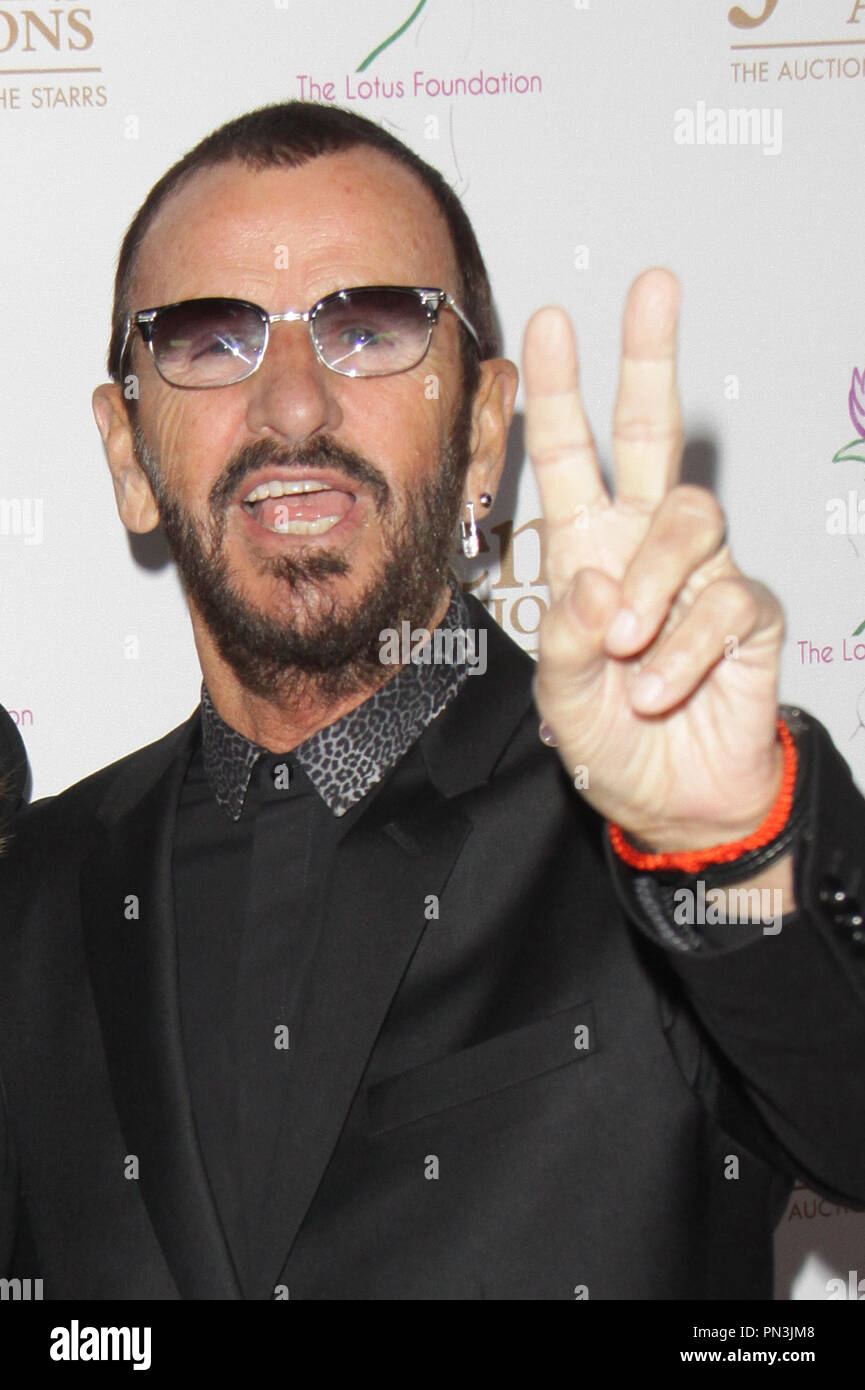 Ringo Starr 12/01/2015 Propriété de la Collection de Ringo Starr & Barbara Bach Réception VIP tenue à Julien's Auctions Gallery de Los Angeles, CA Photo par Izumi Hasegawa / HNW / PictureLux Banque D'Images