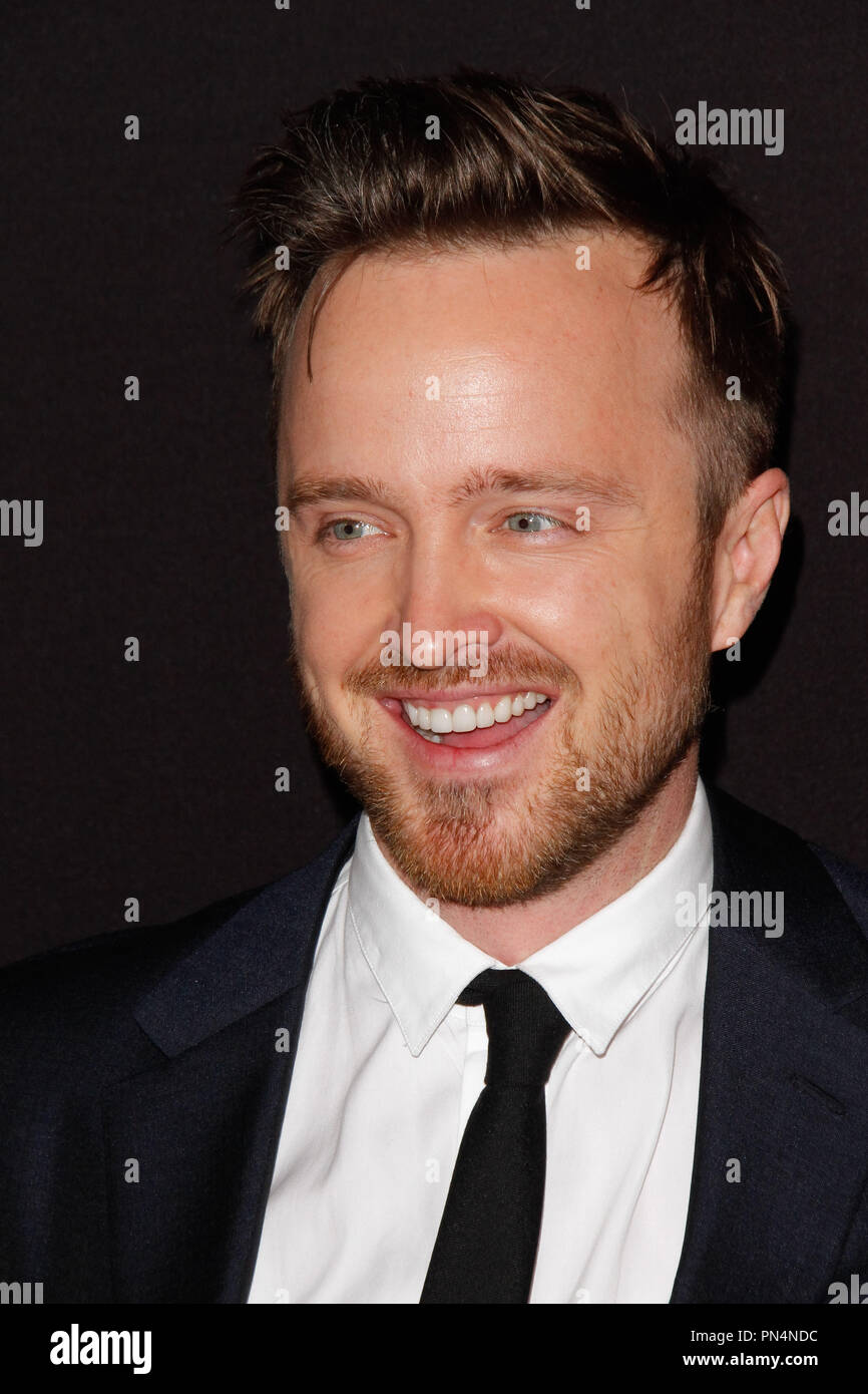 Aaron Paul lors de la première de 'l'Open Road 9 Triple' tenue à Regal Cinemas L.A. Vivre à Los Angeles, Californie le 16 février 2016. Photo par Joe Martinez / PictureLux Banque D'Images