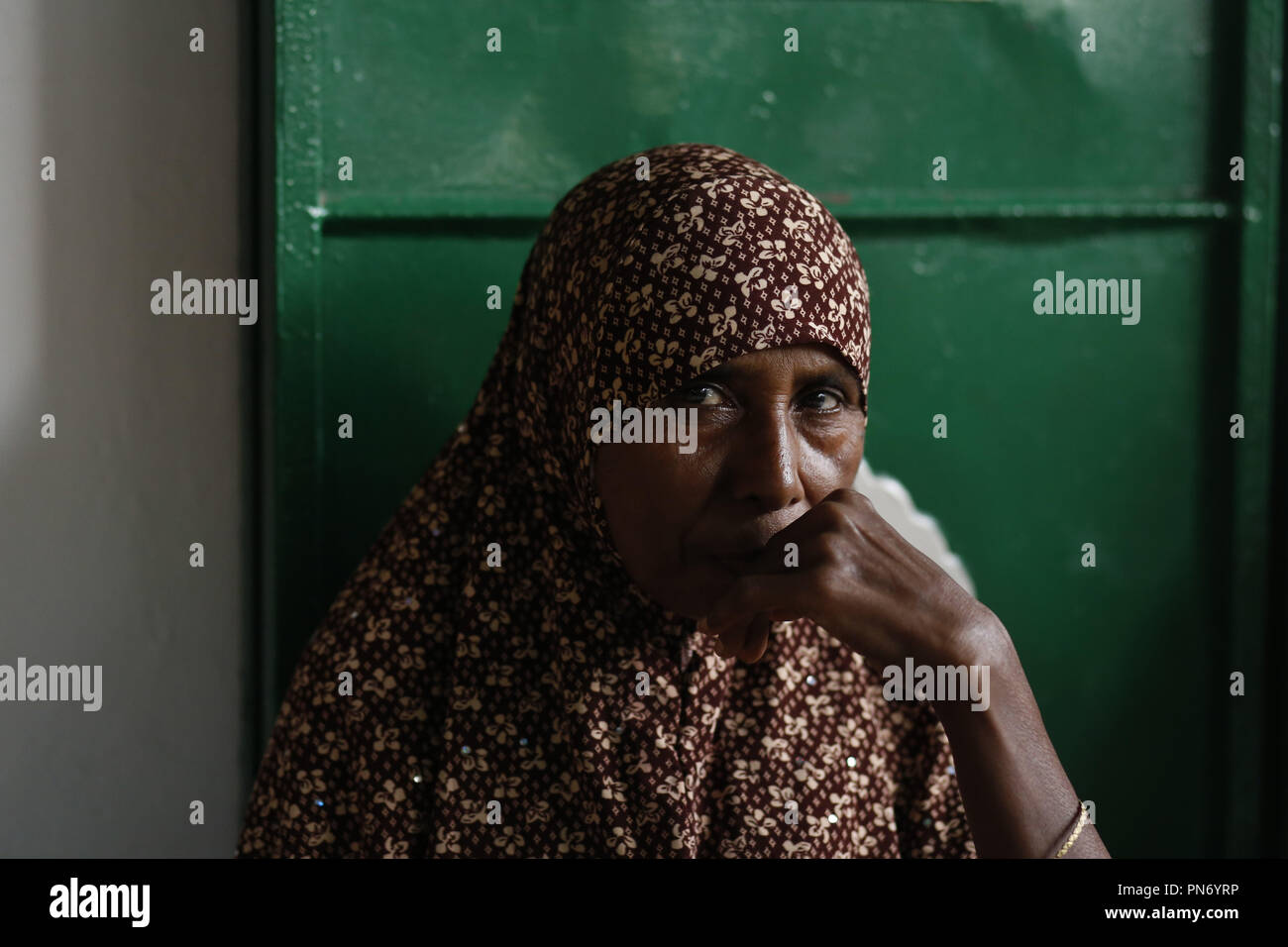 Dhaka, Bangladesh. Sep 20, 2018. Femme musulmane chiite pose pour la photo à un lieu de culte au cours de la cérémonie religieuse avant le jour d'Ashoura à Hussaini Dalan. Credit : MD Mehedi Hasan/ZUMA/Alamy Fil Live News Banque D'Images