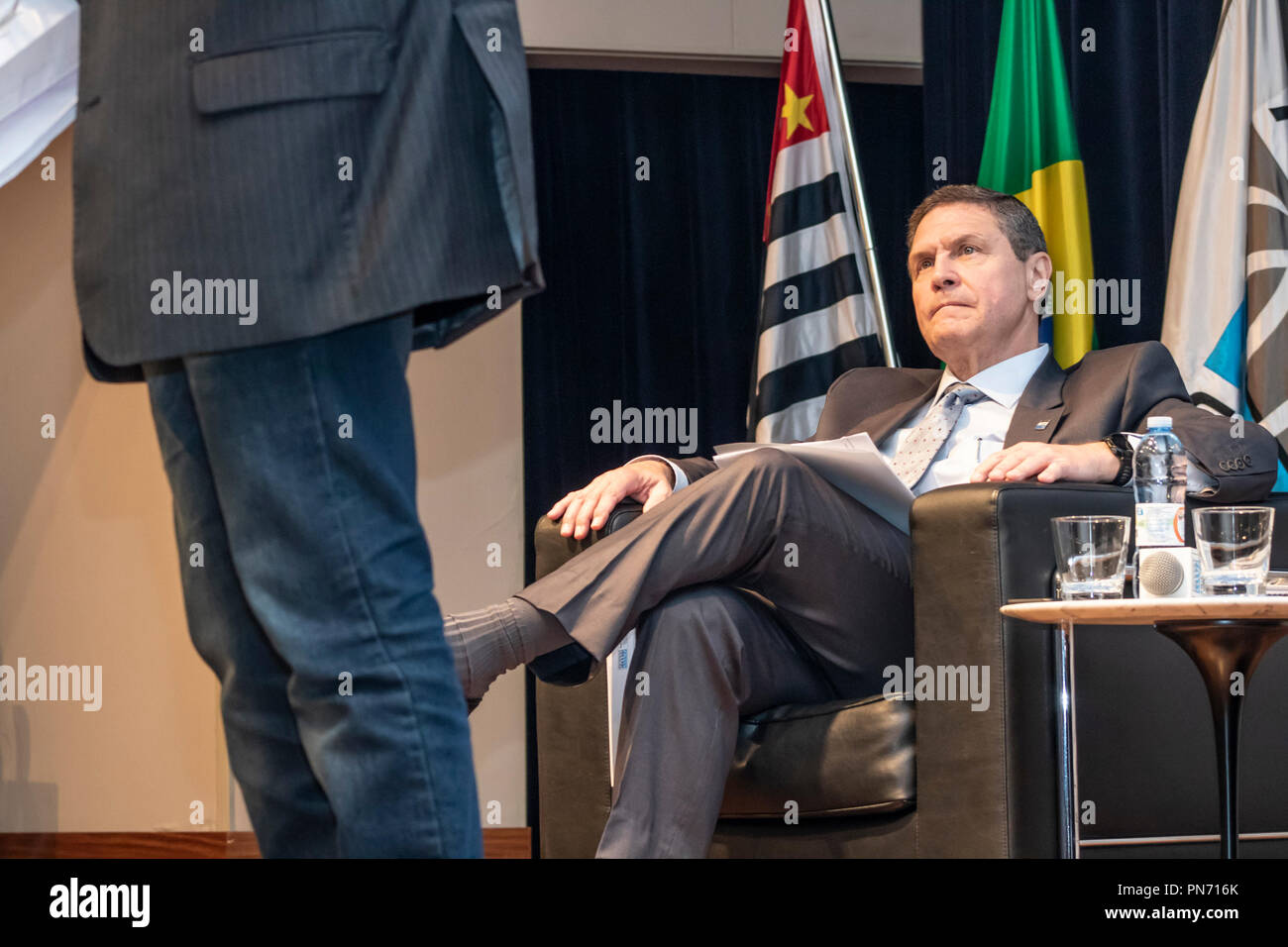 Sao Paulo, Brésil, le 20 septembre 2018. Joao Carlos Marchesan, président du conseil d'administration de l'ABIMAQ, participe à une réunion avec le général Hamilton Mourao, vice-candidate présidentielle sur l'Bolsonaro Jair Jair plaque, au siège de l'ABIMAQ, à Sao Paulo Ribeiro : Alf Crédit/Alamy Live News Banque D'Images