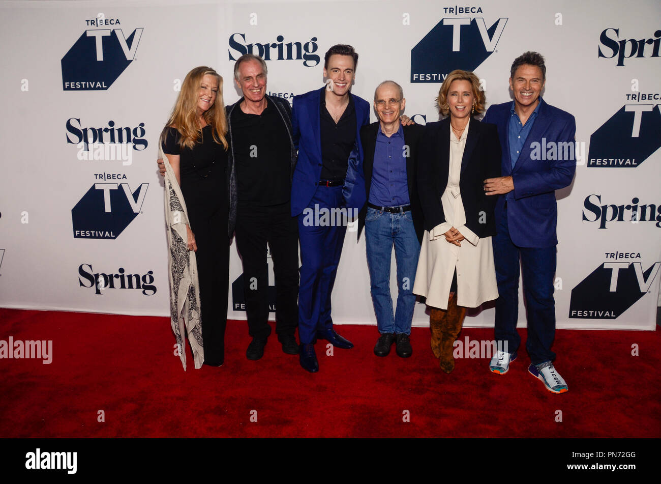 New York, NY, USA. Sep 20, 2018. La distribution, (L-R) Producteur exécutif Lori McCreary, Keith Carradine, Erich Bergen, Zeljko Ivanek 6.7/10 488, Téa Leoni et Tim Daly assiste à la première mondiale de TV Festival Tribeca Madame La Secrétaire (CBS) le 20 septembre 2018 à New York. Credit : Raymond Hagans Punch/media/Alamy Live News Banque D'Images