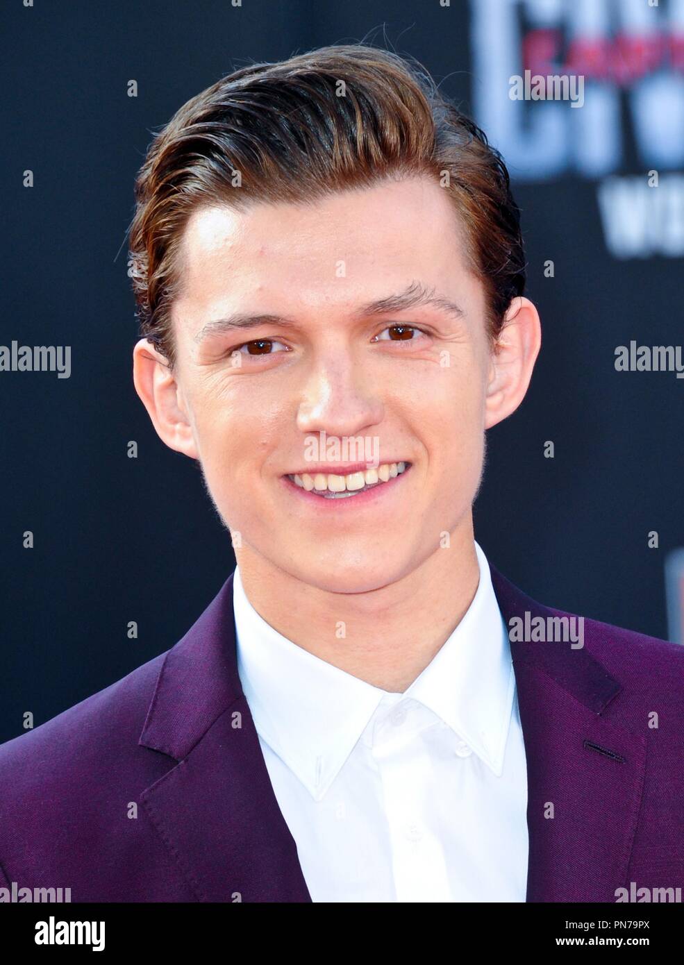 Tom Holland 04/12/2016 Première mondiale de "Marvel Captain America : Guerres civiles" tenue au Kodak Theater à Hollywood, CA Photo par Albert L. Ortega / HNW / PictureLux Banque D'Images