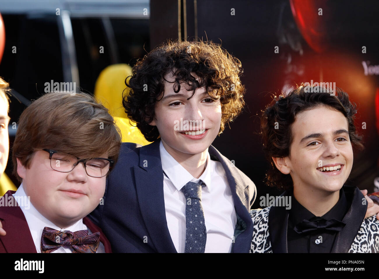 Jeremy Ray Taylor, Finn Wolfhard, Jack Dylan Grazer lors de la première mondiale de New Line Cinema's "il" tenue à l'Théâtre chinois de Grauman à Hollywood, CA, le 5 septembre 2017. Photo par Joseph Martinez / PictureLux Banque D'Images