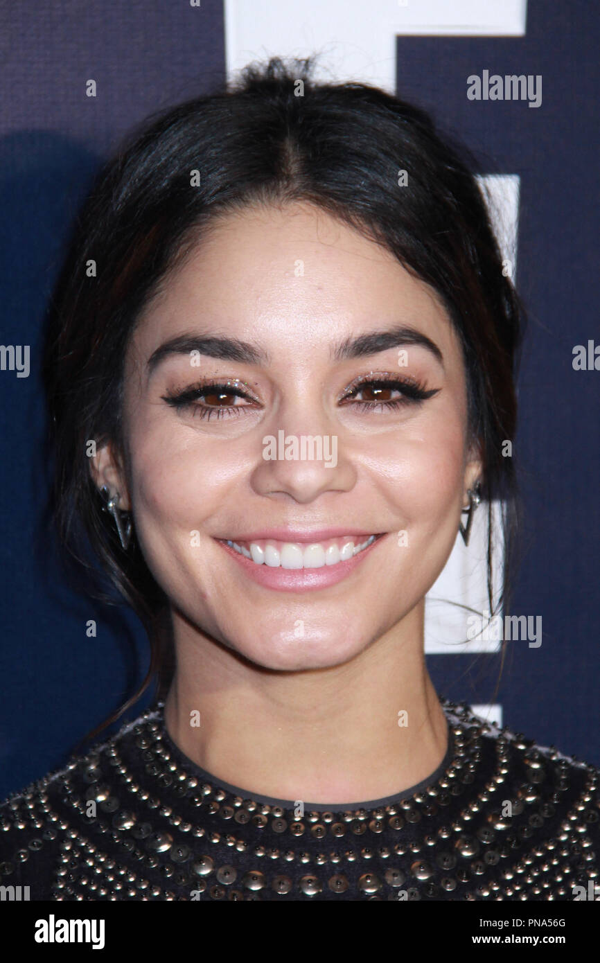 Vanessa Hudgens 01/08/2017 74e congrès annuel de la Golden Globe Awards NBCUniversal After Party qui a eu lieu au Beverly Hilton à Beverly Hills, CA Photo par Izumi Hasegawa / HNW / PictureLux Banque D'Images