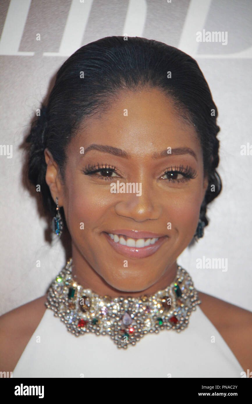 Tiffany Haddish 07/13/2017 La première mondiale de 'Filles' voyage organisé au Regal L.A. Vivre : un centre d'innovation de Barco à Los Angeles, CA Photo par Izumi Hasegawa / HNW / PictureLux Banque D'Images