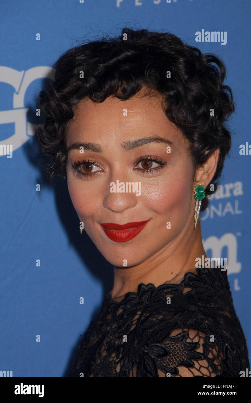 Ruth Negga 2/4/2017 Prix virtuoses à la 32e Festival International du Film de Santa Barbara qui s'est tenue à l'Arlington Théâtre à Santa Barbara, CA Photo de Julian Blythe / / PictureLux HNW Banque D'Images