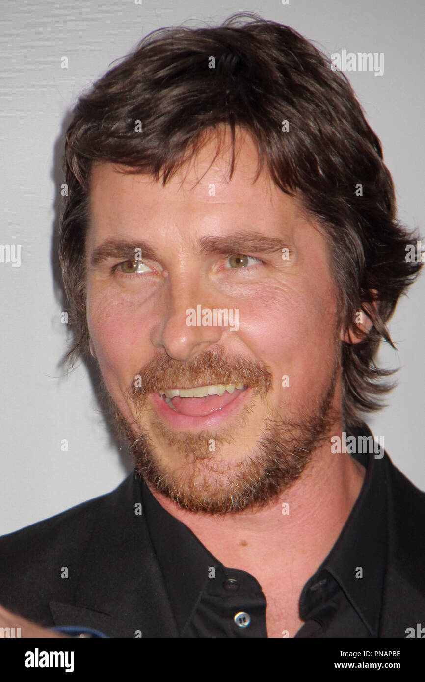 Christian Bale 04/12/2017 La première de nous "la promesse" tenue au Théâtre chinois de Grauman à Hollywood, CA Photo par Izumi Hasegawa / / PictureLux HNW Banque D'Images Christian Bale 04/12/2017 La première de nous "la promesse" tenue au Théâtre chinois de Grauman à Hollywood, CA Photo par Izumi Hasegawa / / PictureLux HNW Banque D'Images