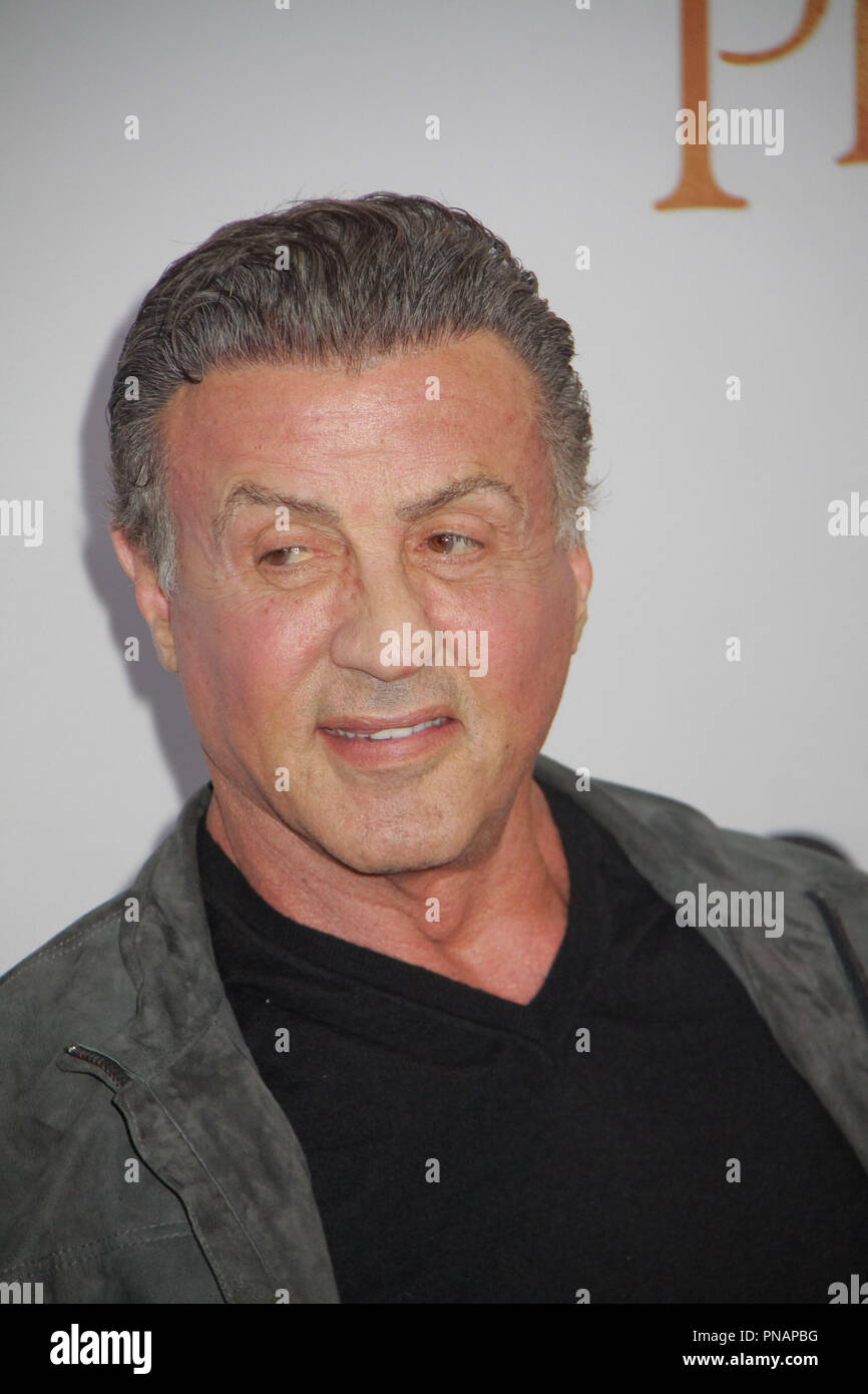 Sylvester Stallone 04/12/2017 La première de nous "la promesse" tenue au Théâtre chinois de Grauman à Hollywood, CA Photo par Izumi Hasegawa / / PictureLux HNW Banque D'Images Sylvester Stallone 04/12/2017 La première de nous "la promesse" tenue au Théâtre chinois de Grauman à Hollywood, CA Photo par Izumi Hasegawa / / PictureLux HNW Banque D'Images