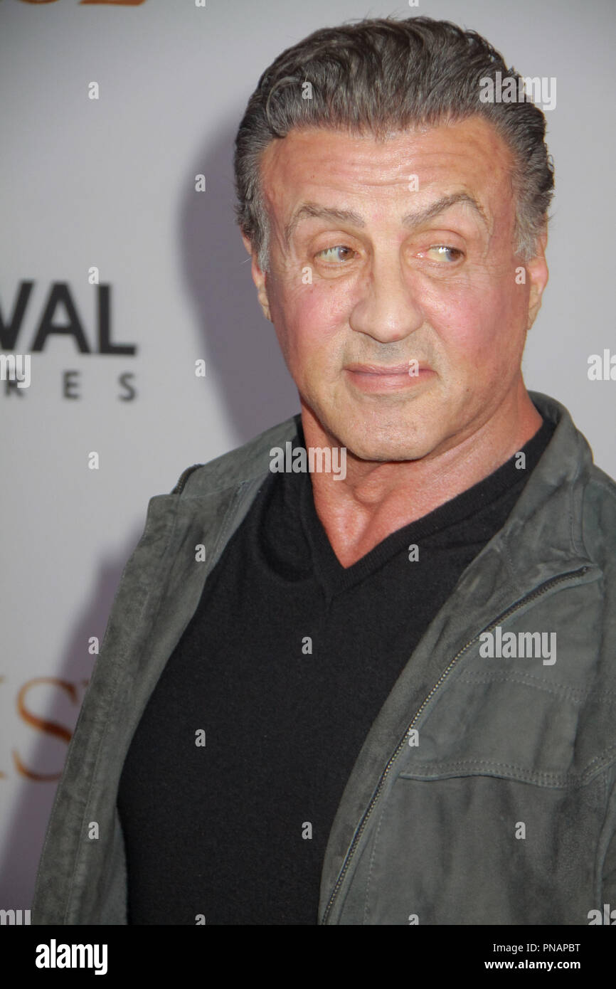 Sylvester Stallone 04/12/2017 La première de nous "la promesse" tenue au Théâtre chinois de Grauman à Hollywood, CA Photo par Izumi Hasegawa / / PictureLux HNW Banque D'Images Sylvester Stallone 04/12/2017 La première de nous "la promesse" tenue au Théâtre chinois de Grauman à Hollywood, CA Photo par Izumi Hasegawa / / PictureLux HNW Banque D'Images