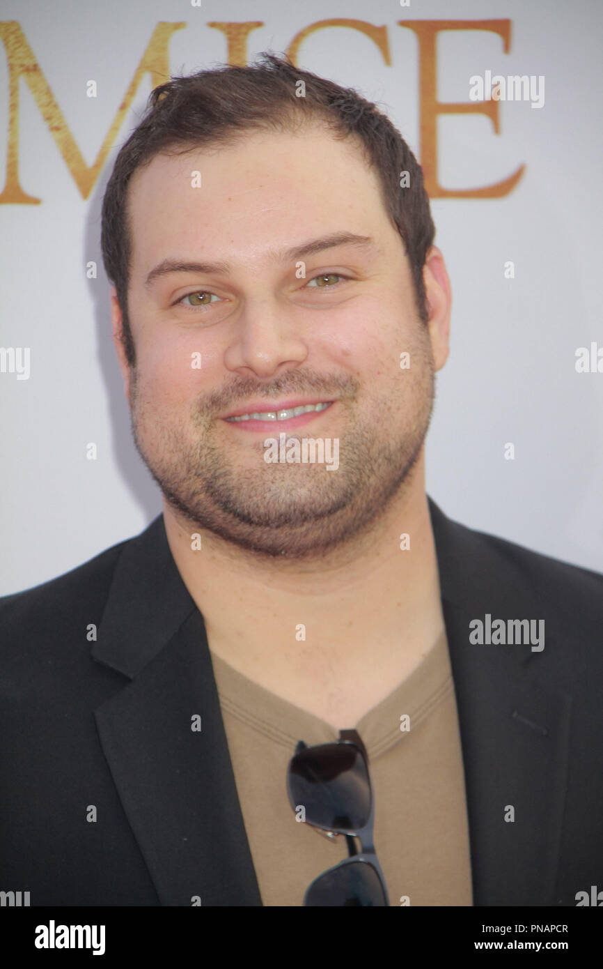 Max Adler 04/12/2017 La première de nous "la promesse" tenue au Théâtre chinois de Grauman à Hollywood, CA Photo par Izumi Hasegawa / / PictureLux HNW Banque D'Images Max Adler 04/12/2017 La première de nous "la promesse" tenue au Théâtre chinois de Grauman à Hollywood, CA Photo par Izumi Hasegawa / / PictureLux HNW Banque D'Images
