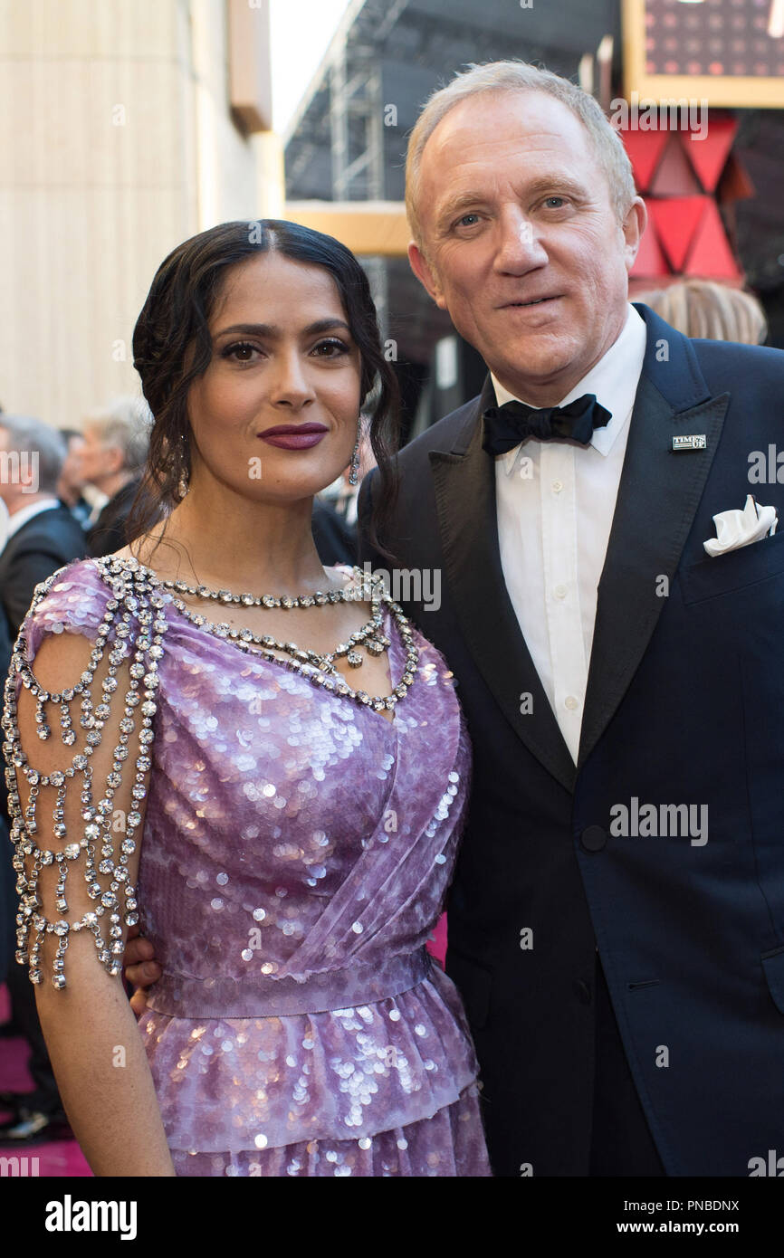 Salma Hayek et Francois-Henri Pinault arrivent pour la télédiffusion en direct de la 90e ABC Oscars® au Dolby® Theatre à Hollywood, CA le dimanche, Mars 4, 2018. Référence de fichier #  33546 270 PLX pour un usage éditorial uniquement - Tous droits réservés Banque D'Images