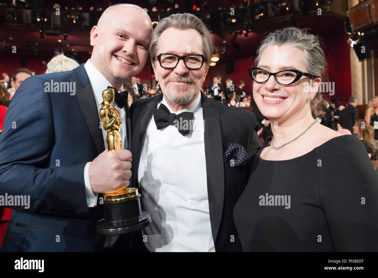 Les gagnants de l'Oscar® David Malinowski et Gary Oldman avec son épouse au cours de la 90e cérémonie des Oscars® au Dolby® Theatre à Hollywood, CA le dimanche, Mars 4, 2018. Référence #  33546 Fichier 481PLX pour un usage éditorial uniquement - Tous droits réservés Banque D'Images