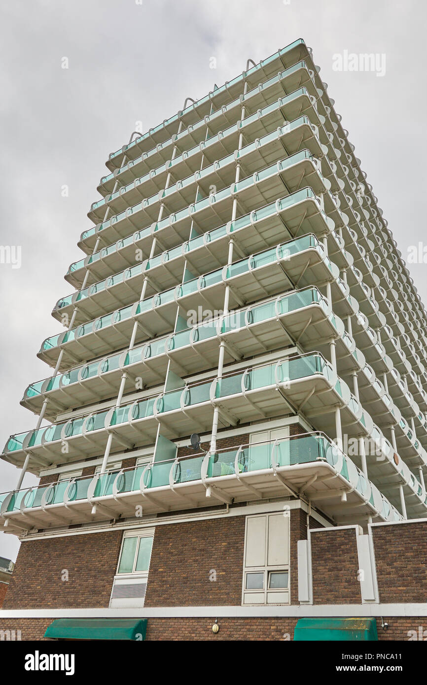 Bloc d'appartements (appartements) à Greyfriars, le centre-ville de Northampton, en Angleterre. Banque D'Images