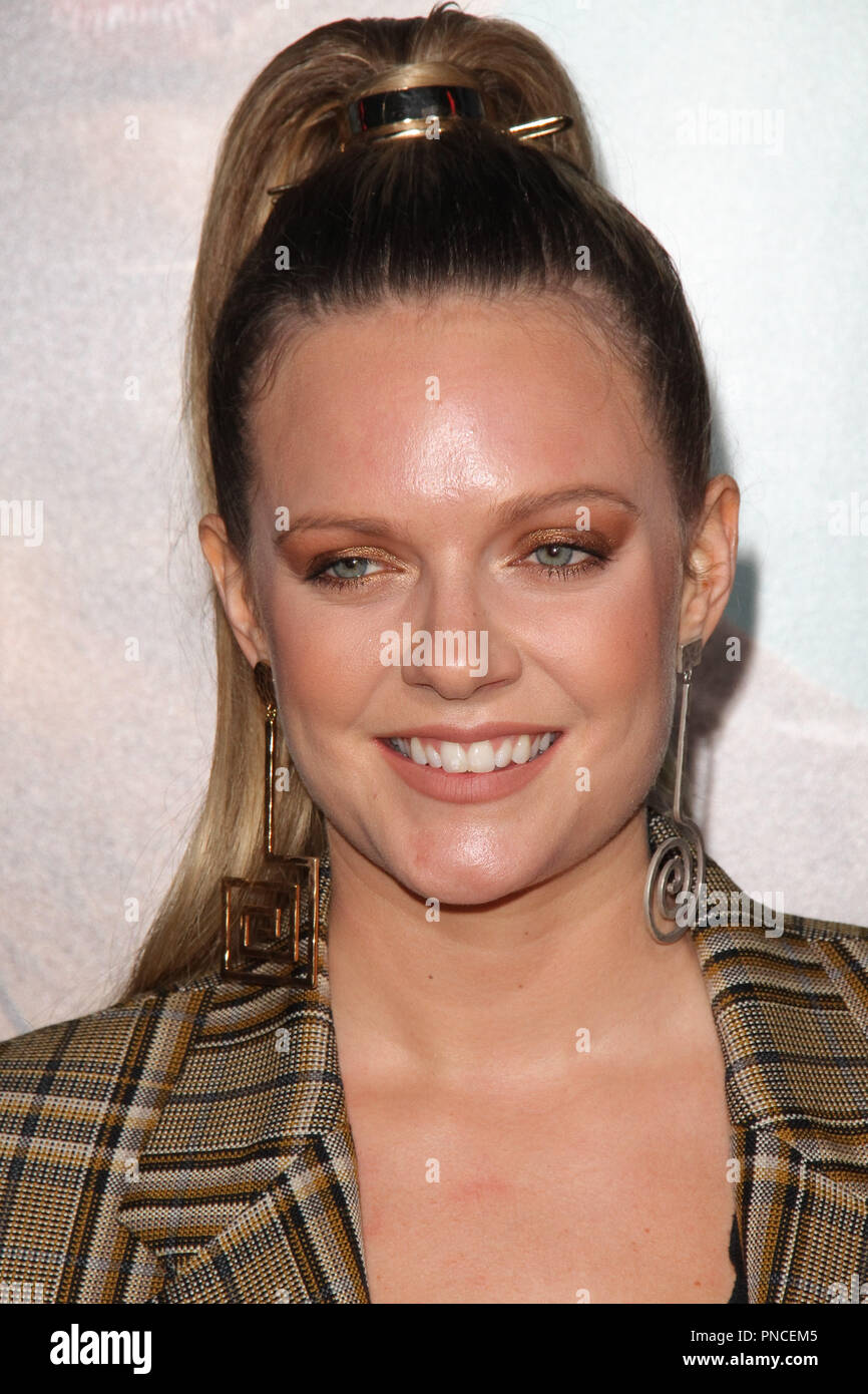 Tove Lo lors de la première de Warner Bros' 'Tomb Raider' tenue à l'Théâtre chinois de Grauman à Hollywood, CA, le 12 mars 2018. Photo par Joseph Martinez / PictureLux Banque D'Images