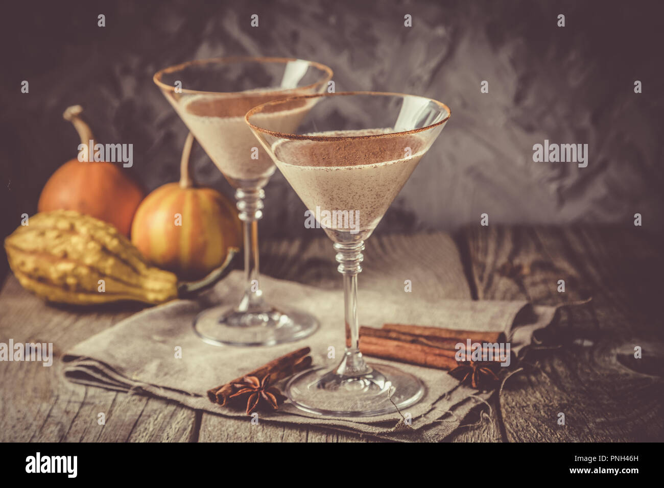 Martini cocktail automne cannelle Banque D'Images