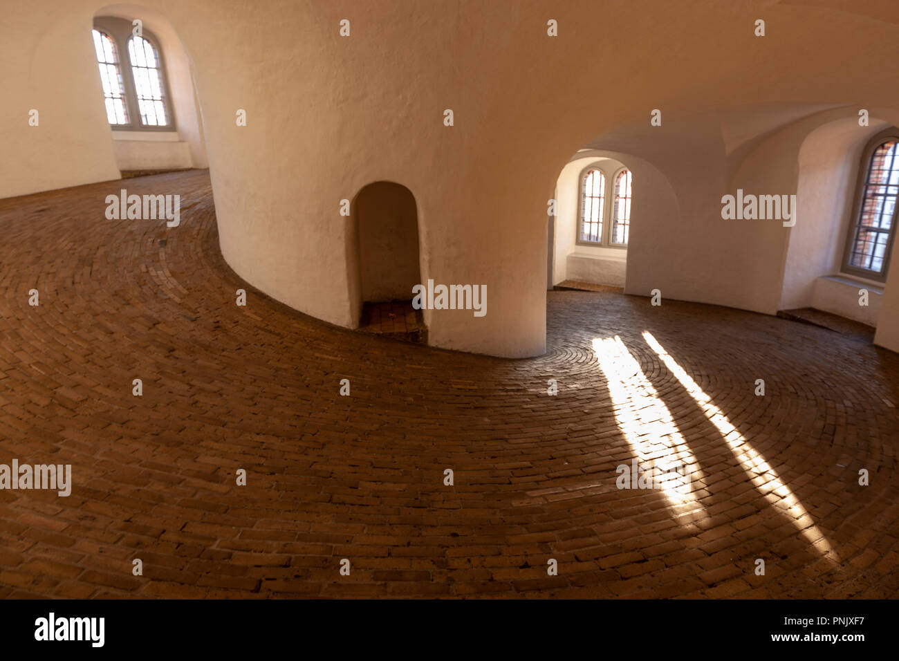 Equestrian escalier, rampe en spirale, en Rundetårn Rundetårn, la tour ronde () à Copenhague, Danemark Banque D'Images