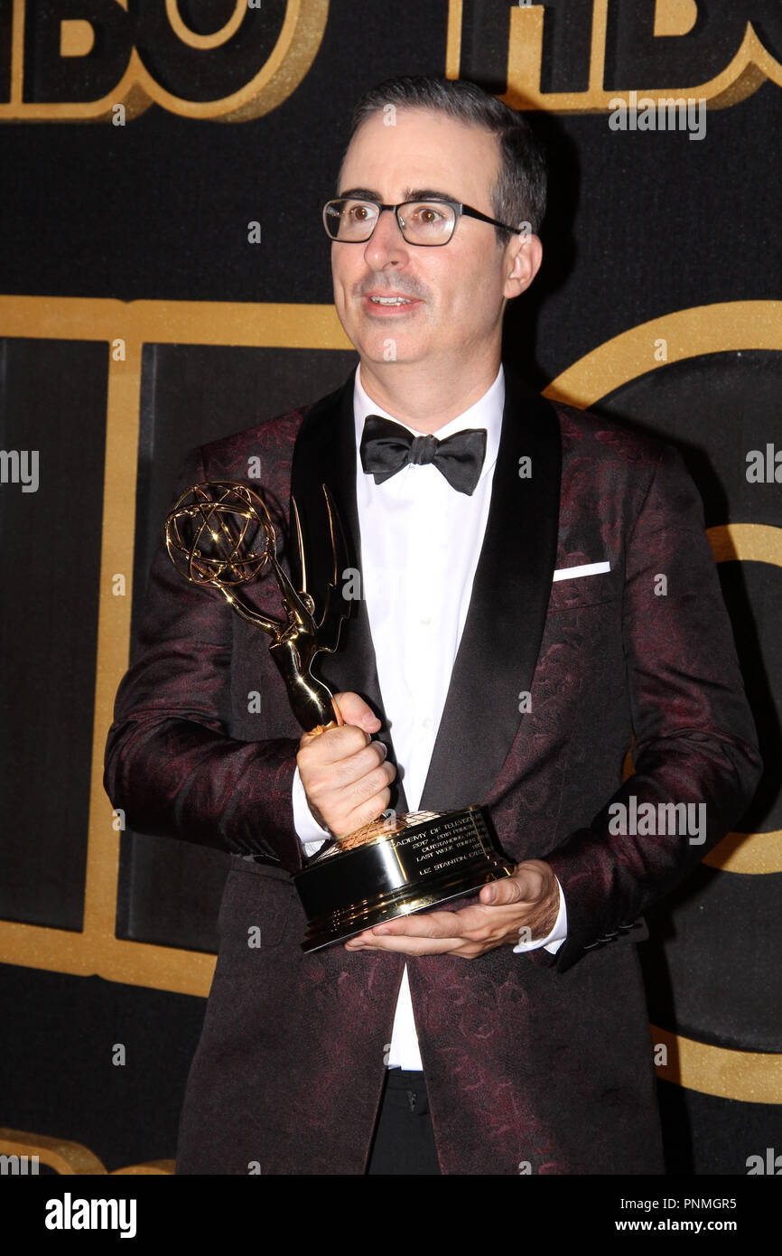 John Oliver au 2018 Emmy HBO Après partie. Tenue à la Pacific Design Center de Los Angeles, CA, le 17 septembre 2018. Photo par : R.Anthony / PictureLux Banque D'Images