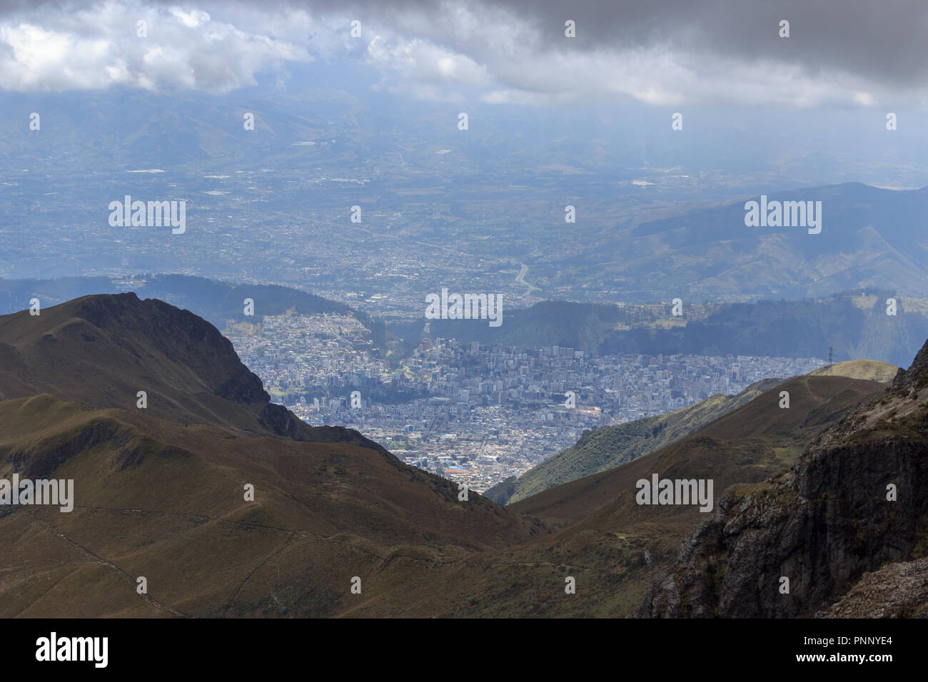 Voir plus de ruca pichincha Quito, Équateur Banque D'Images