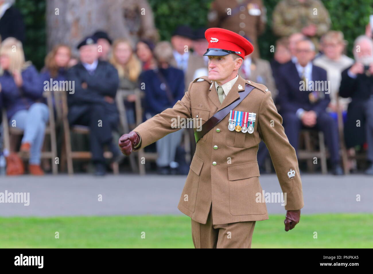 Leeds, UK. 22 septembre 2018. Le Prince Charles visite à Bramham Park dans le Queens pour présenter propre Yeomanry Regiment avec un nouveau guidon. Credit : Yorkshire Pics/Alamy Live News Banque D'Images