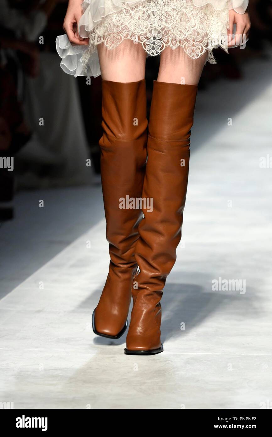 Londres, Royaume-Uni. 22 septembre 2018. Femme Fashion Week spring l'été. 2019 : Ermanno Scervino Parade indépendant Crédit : Photo Agency Srl/Alamy Live News Banque D'Images