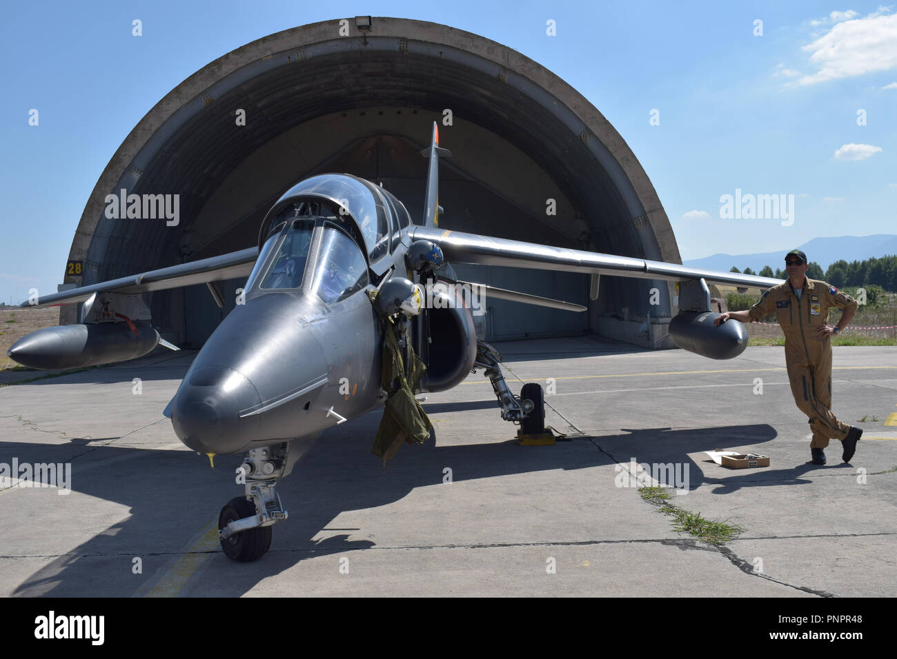 Athènes, Grèce, le 22 septembre, 2018. Exposition statique, le pilote pose, Tanagra Airforce Base, la Grèce. Angelos Crédit : Theofilatos/Alamy Live News. Banque D'Images