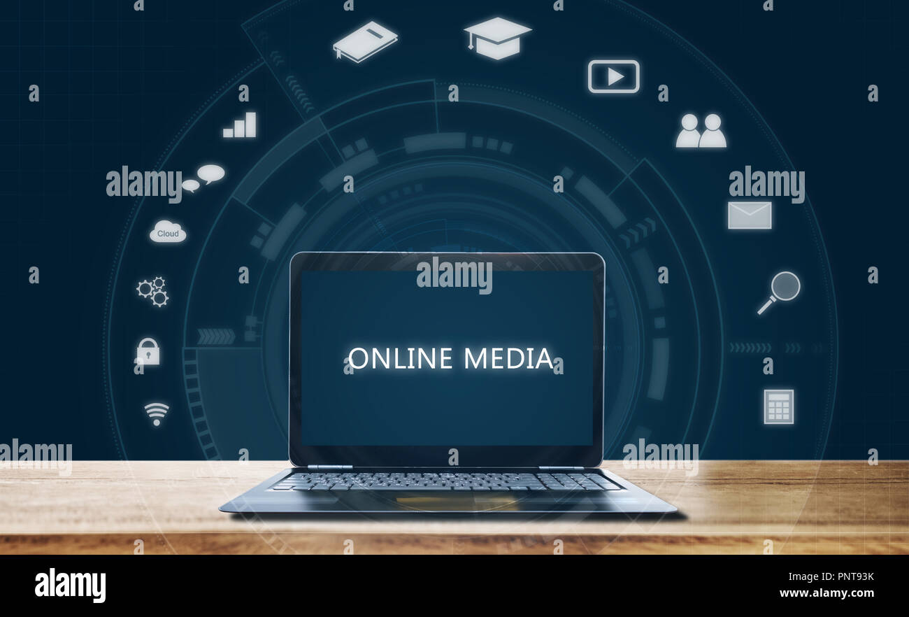 Les médias en ligne sur ordinateur portable. Les demandes des médias en ligne Banque D'Images