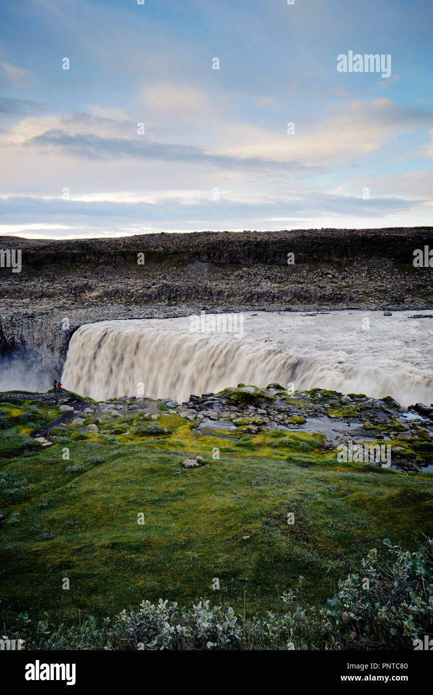Dettifoss est une chute dans le parc national du Vatnajökull, dans le nord-est de l'Islande Banque D'Images