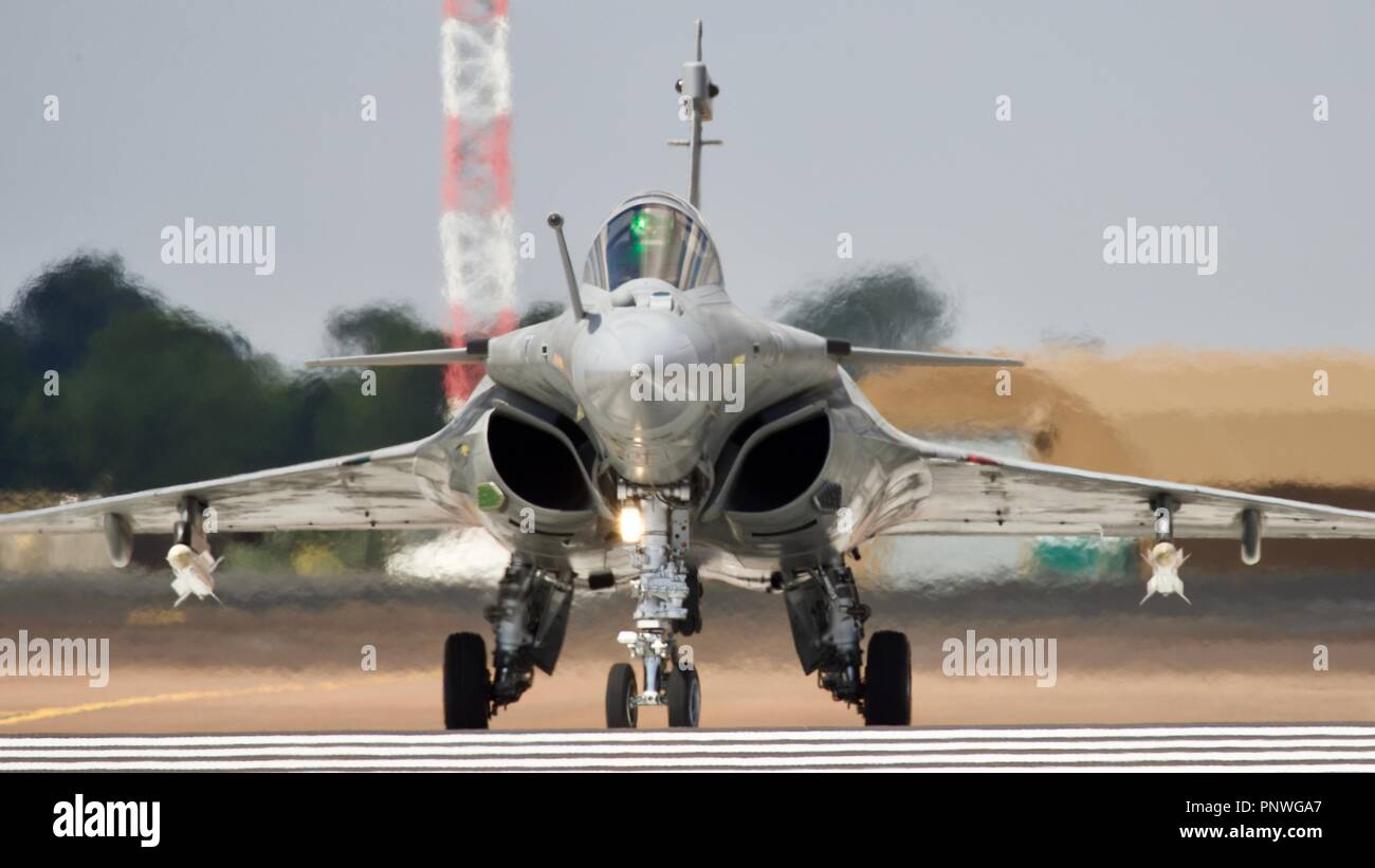 La préparation de la Marine française pour démontrer la puissance du Dassault Rafale M au Royal International Air Tattoo 2018 Banque D'Images