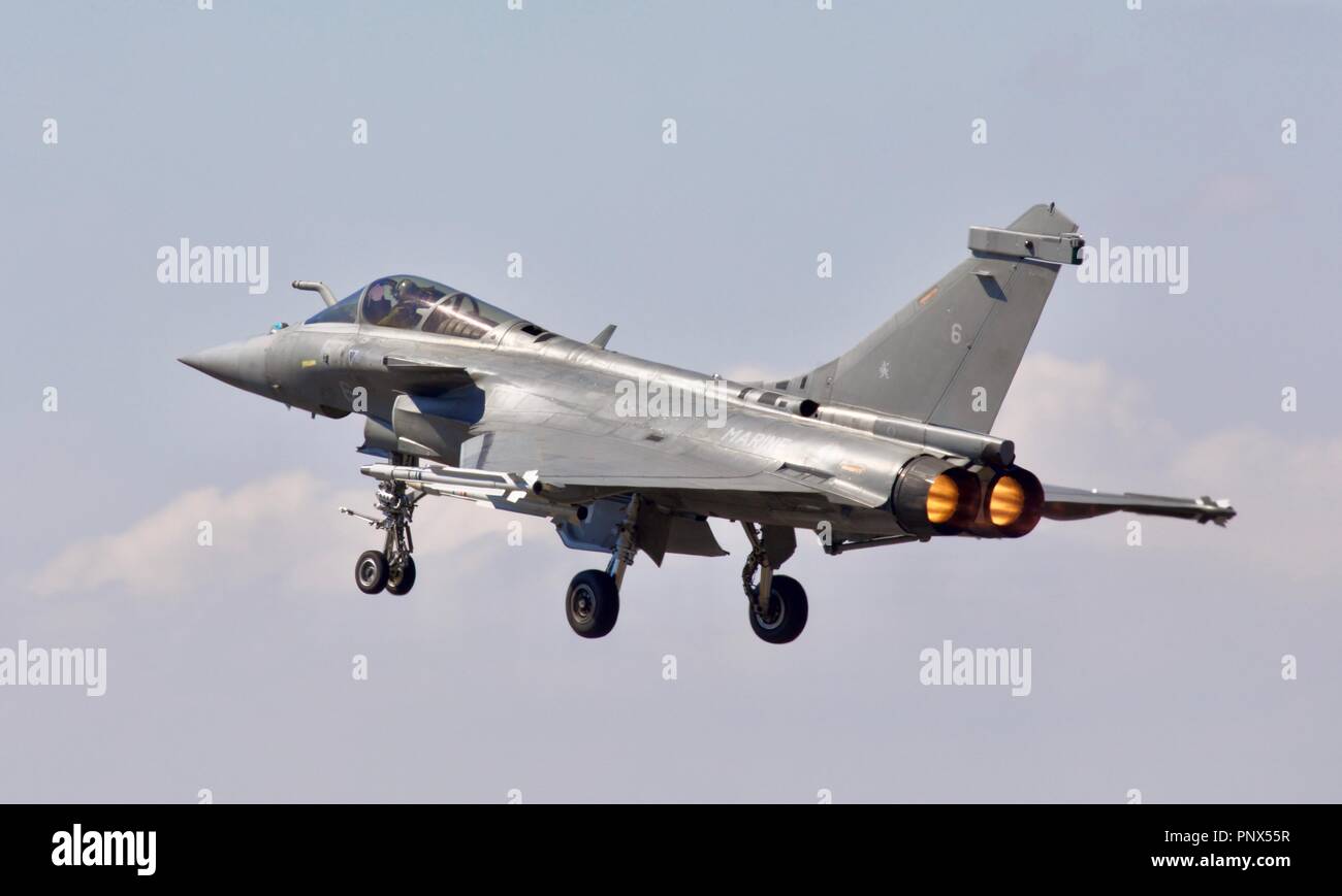 La Marine française Dassault Rafale M qui décolle de l'Royal International Air Tattoo 2018 Banque D'Images