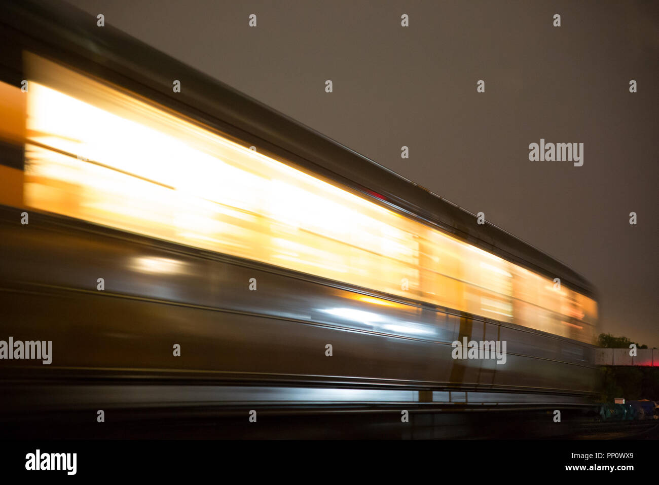 Kidderminster, UK. 22 Septembre, 2018. Plaisir à la Severn Valley Railway's Automne Gala Vapeur continue jusqu'à tard dans la nuit, une fois de plus, en tant que visiteurs de profiter pleinement du vaste soir calendrier d'exécution de ce soir. Credit : Lee Hudson/Alamy Live News Banque D'Images