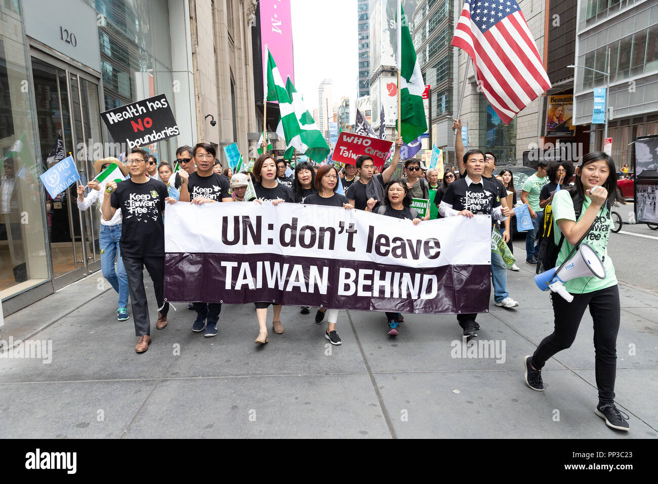 New York, USA. 22 Sep, 2018. Jenny Wang du Comité pour l'admission de Taiwan à l'Organisation des Nations Unies le long rallye leeds 42e rue à Manhattan avant l'Assemblée générale de l'ouverture de crédit : Lev Radin/Pacific Press/Alamy Live News Banque D'Images