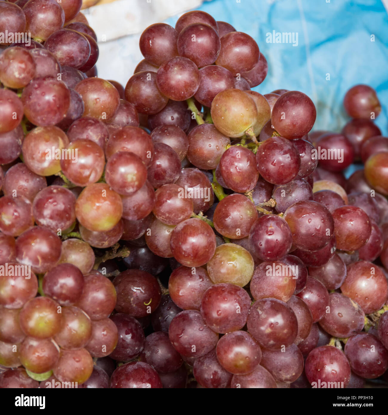 Arrière-plan avec fruits raisins dans le marché de l'Asie du Sud-Est, de l'image utiliser pour la conception, la publicité, le marketing, les affaires et l'impression Banque D'Images