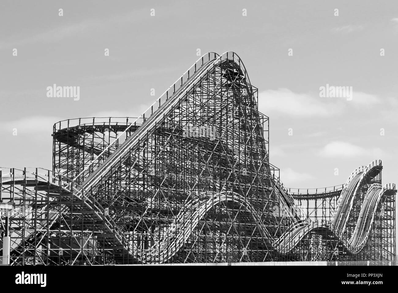 Le Grand Blanc roller coaster sur Morey's Piers, Wildwood, New Jersey, USA Banque D'Images