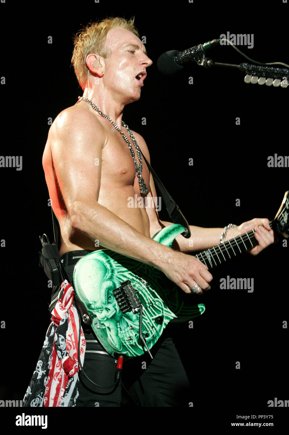 Phil Collen de Def Leppard se produit en concert à l'Amphithéâtre Cruzan à West Palm Beach, Floride le 13 août 2009. Banque D'Images