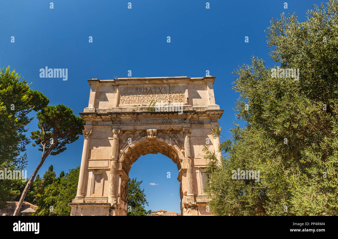 Arch donnant accès au Forum Romanum Banque D'Images