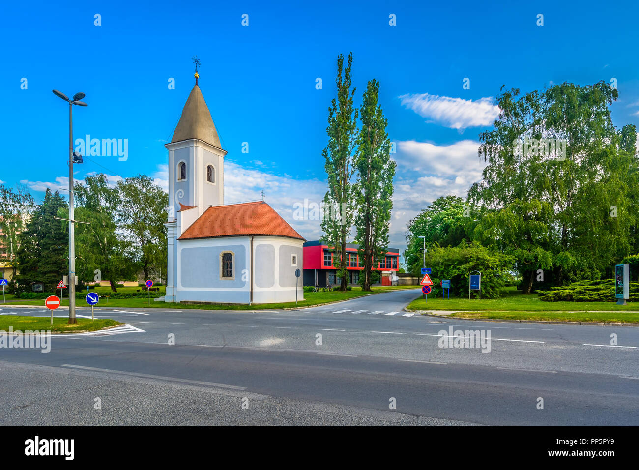 Vue panoramique à petite église dans la ville de Zagreb, Croatie Europe. Banque D'Images
