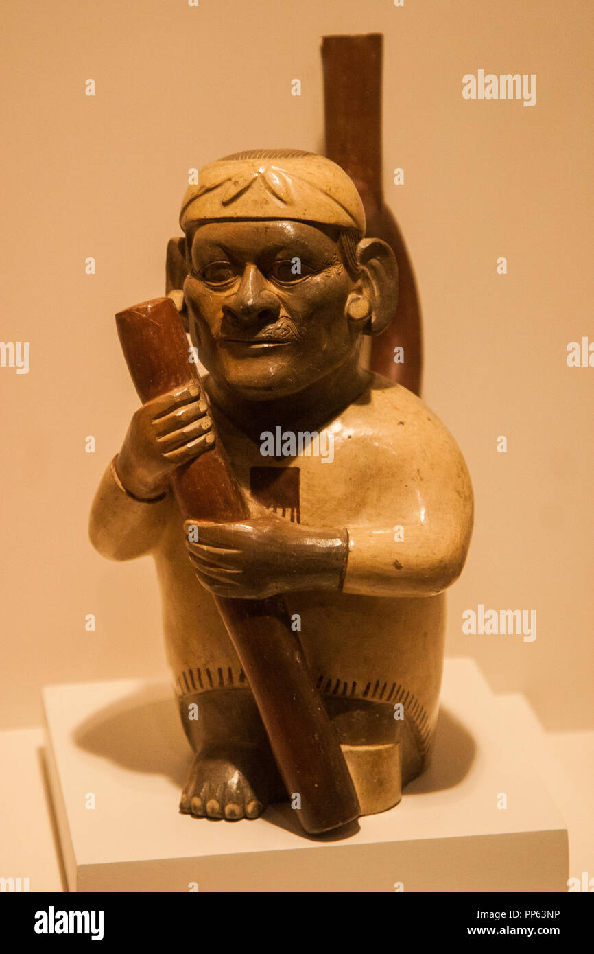 Ancienne statue en terre cuite de l'Inca. Pas de personnes. Banque D'Images